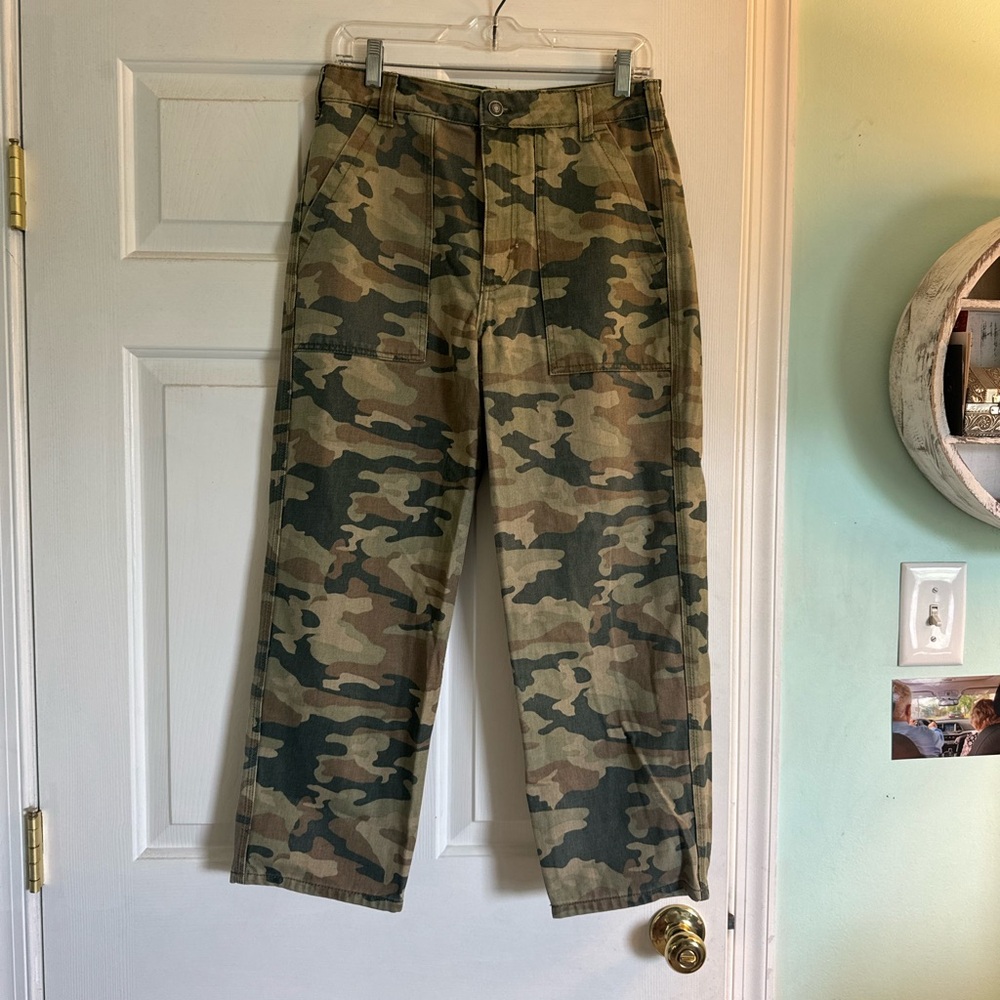 Free people camo cargos